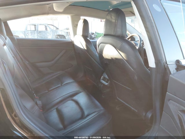 2018 TESLA MODEL 3 5YJ3E1EA5JF028028 Photo 7