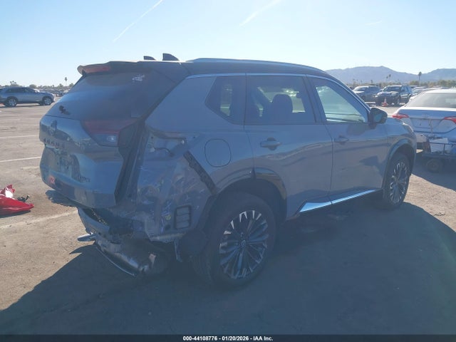 JN8BT3DC3SW380686 Nissan Rogue Platinum Fwd