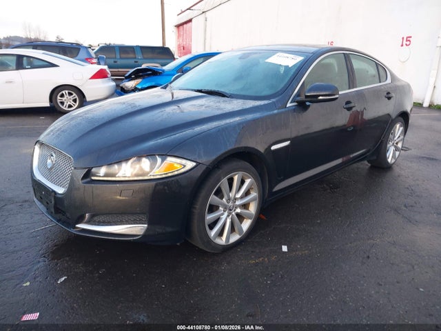 2013 JAGUAR XF SAJWJ0EF7D8S88550 Photo 1