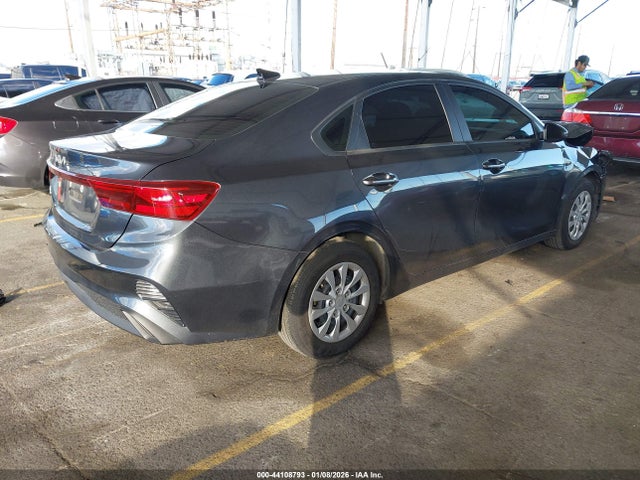 3KPF24AD5PE551152 KIA FORTE LX
