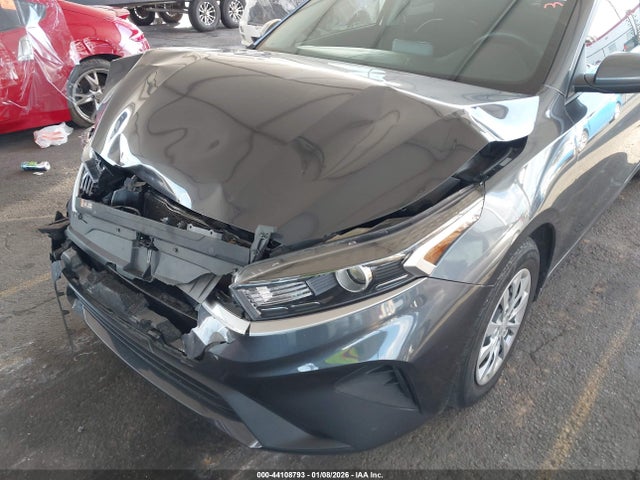3KPF24AD5PE551152 KIA FORTE LX