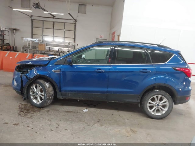 1FMCU9HDXKUA51252 Ford ESCAPE SEL
