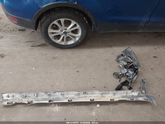 1FMCU9HDXKUA51252 Ford ESCAPE SEL