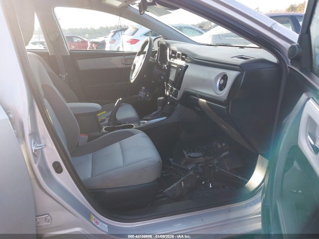 2017 TOYOTA COROLLA 2T1BURHE2HC854877 Photo 4