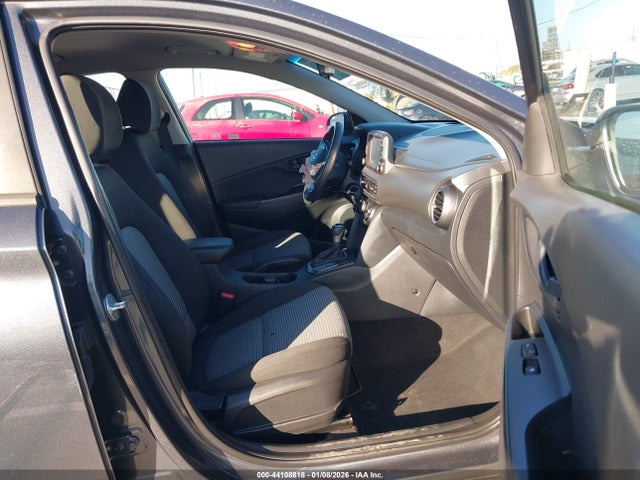KM8K12AA6KU380249 Hyundai Kona Se
