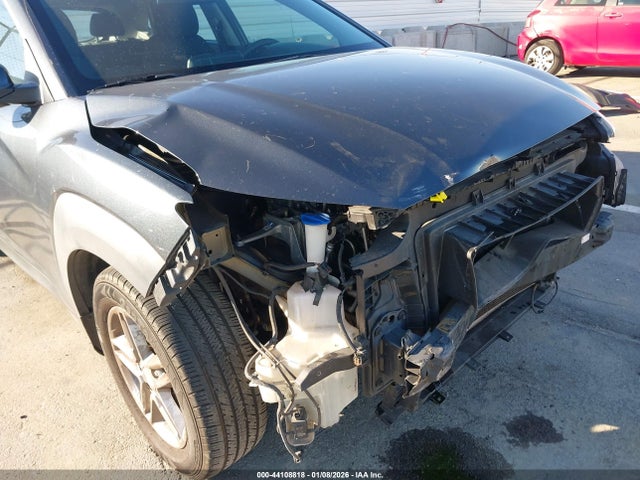 KM8K12AA6KU380249 Hyundai Kona Se