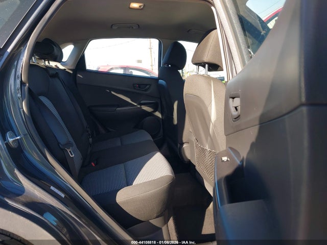 KM8K12AA6KU380249 Hyundai Kona Se