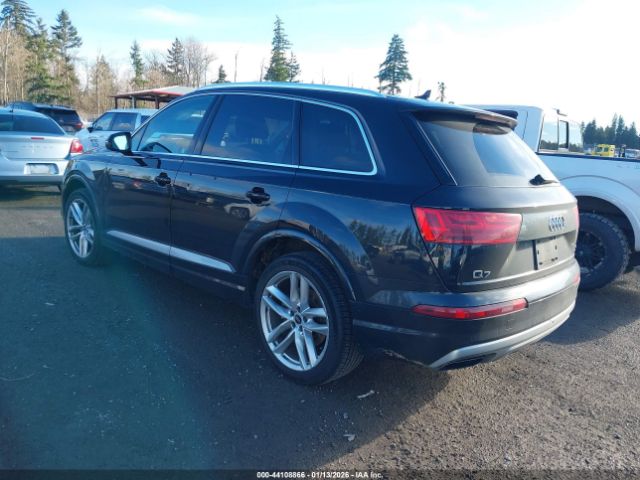 2017 AUDI Q7 WA1VAAF72HD009231 Photo 2