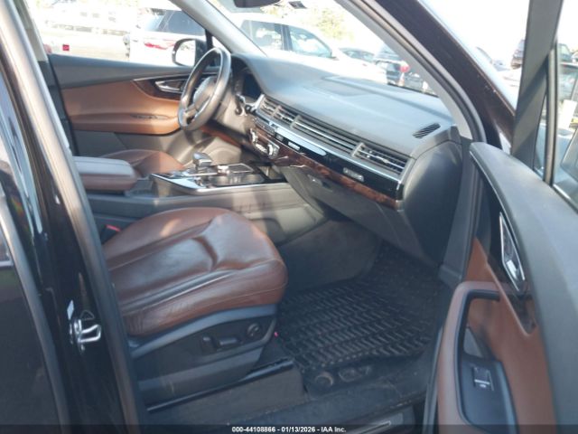 2017 AUDI Q7 WA1VAAF72HD009231 Photo 4