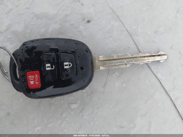 3TYCZ5AN8NT070767 Toyota Tacoma Trd Off Road
