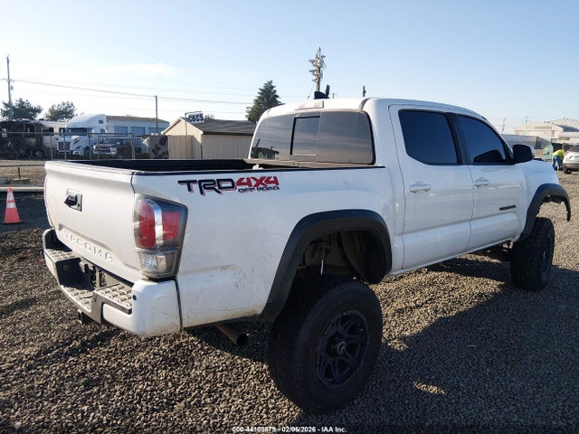 3TYCZ5AN8NT070767 Toyota Tacoma Trd Off Road