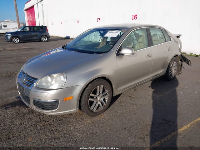 2006 Volkswagen Jetta Tdi მანქანა იყიდება აუქციონზე, vin: 3VWDT71K66M813640, აუქციონის ნომერი: 44108905
