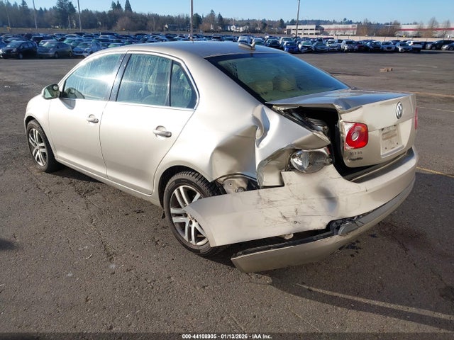 2006 Volkswagen Jetta Tdi მანქანა იყიდება აუქციონზე, vin: 3VWDT71K66M813640, აუქციონის ნომერი: 44108905