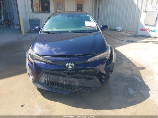 5YFEPMAE1NP380482 Toyota COROLLA LE