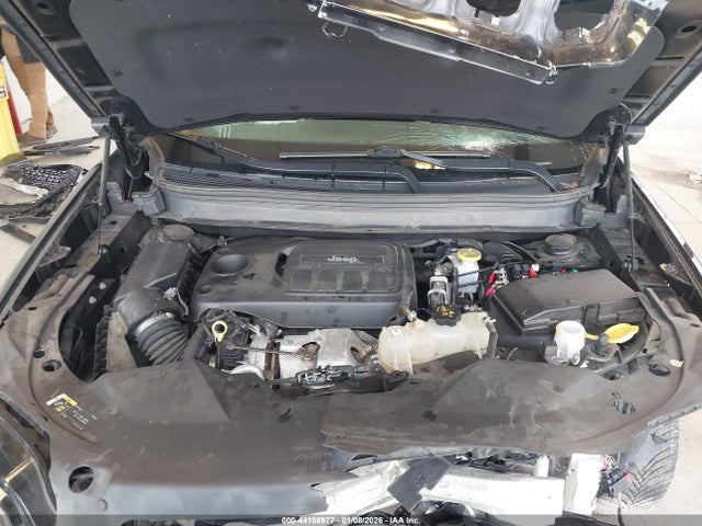 Jeep Cherokee Latitude Plus 4x4 2019 1C4PJMLN7KD150483 Image 10