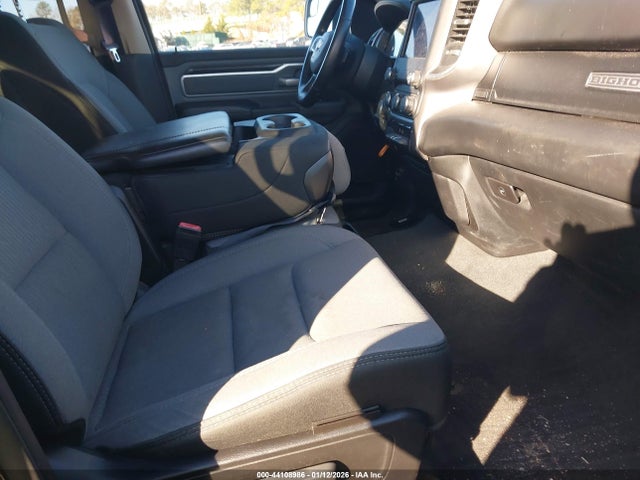 2019 Ram 1500 Big Horn/lone Star  4x4 6'4 Box მანქანა იყიდება აუქციონზე, vin: 1C6RRFBG4KN908071, აუქციონის ნომერი: 44108986