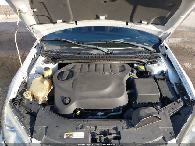 2014 CHRYSLER 200 1C3CCBBG6EN132091 Photo 9