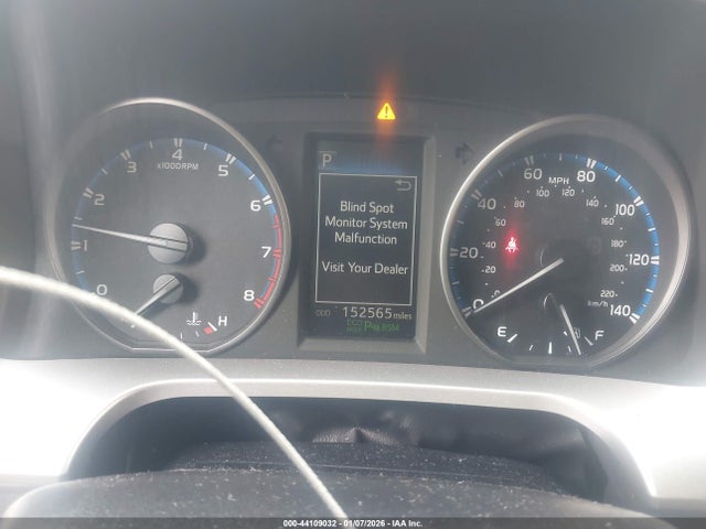 Toyota Rav4 Xle 2017 JTMWFREV9HD104623 Image 7
