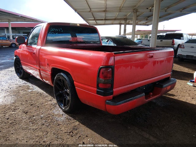 2000 DODGE RAM 1500 1B7HC16X3YS569073 Photo 2
