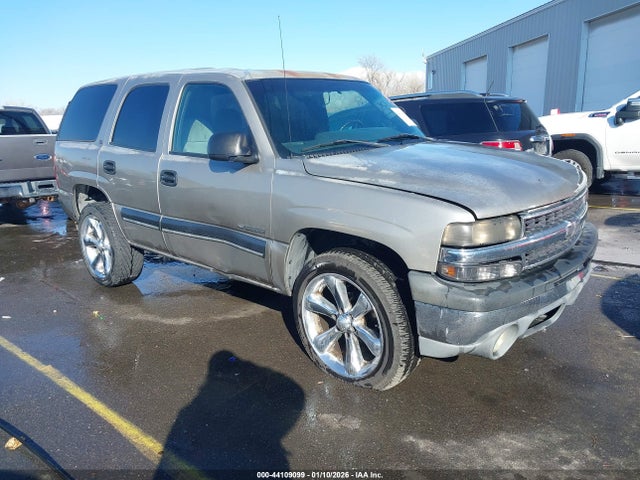 2001 CHEVROLET TAHOE 1GNEC13T41J194558
