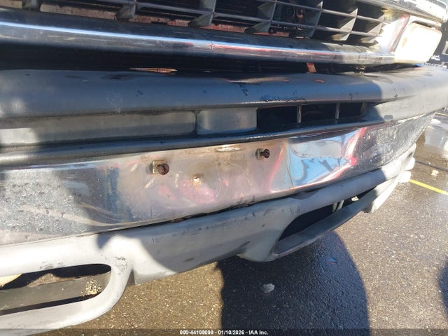 2001 CHEVROLET TAHOE 1GNEC13T41J194558 Photo 5