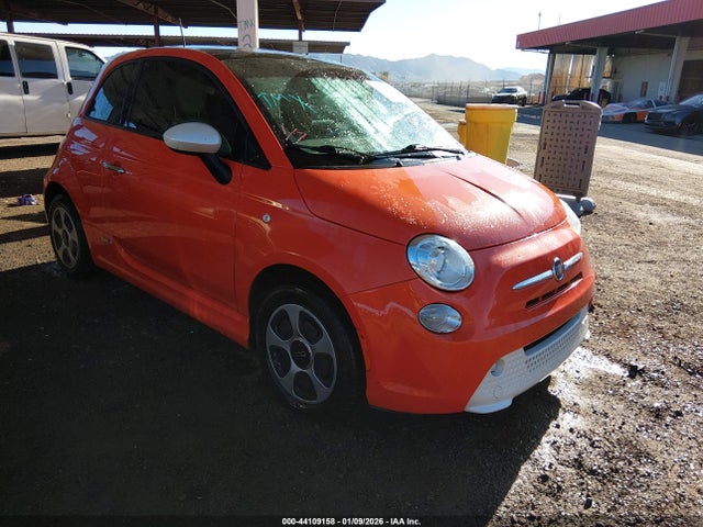 2016 FIAT 500E 3C3CFFGE5GT118448 Photo 0