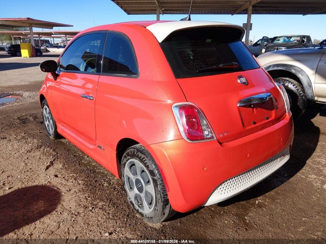 2016 FIAT 500E 3C3CFFGE5GT118448 Photo 2