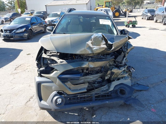4S4BTAFC5P3185738 Subaru Outback Premium