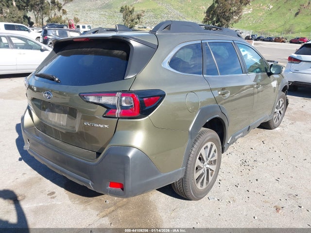 4S4BTAFC5P3185738 Subaru Outback Premium