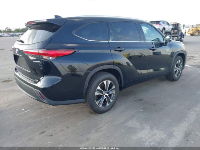 2021 TOYOTA HIGHLANDER 5TDGARAHXMS507057 Photo 3