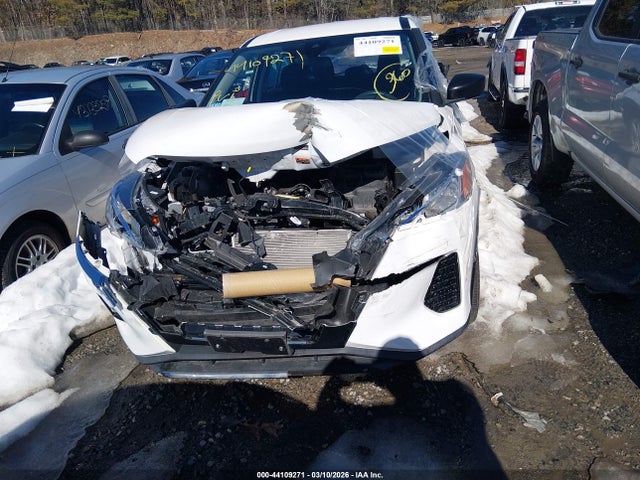 3N1CP5BV6NL532090 Nissan Kicks S Xtronic Cvt