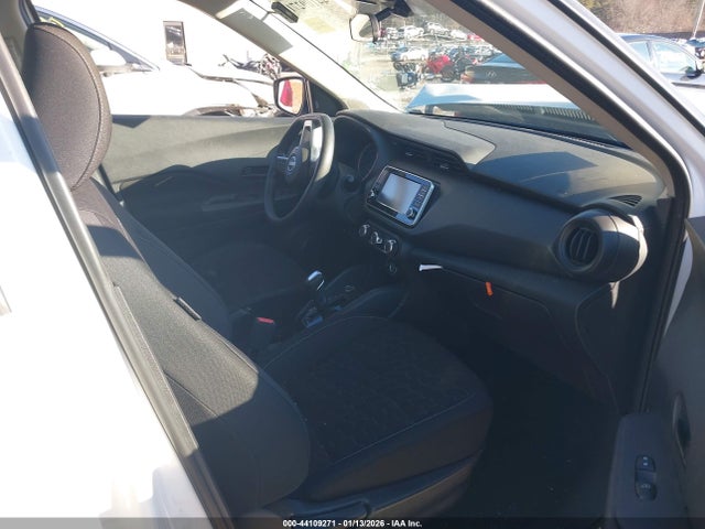 3N1CP5BV6NL532090 Nissan Kicks S Xtronic Cvt