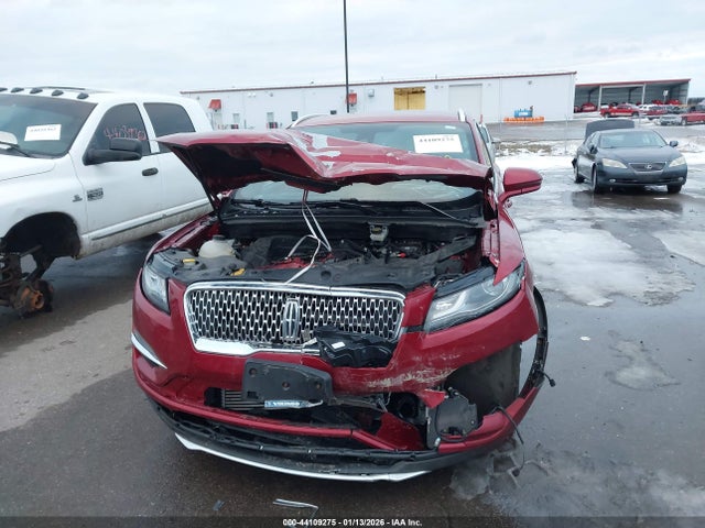 5LMCJ2D98KUL18774 Lincoln MKC SELECT