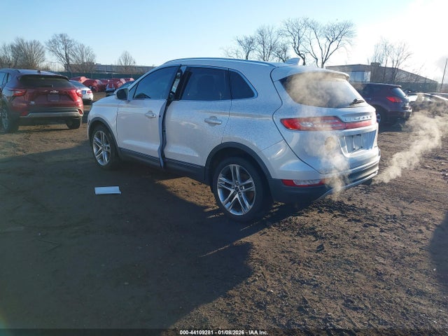 Lincoln Mkc Reserve 2017 5LMCJ3D98HUL21480 Image 3