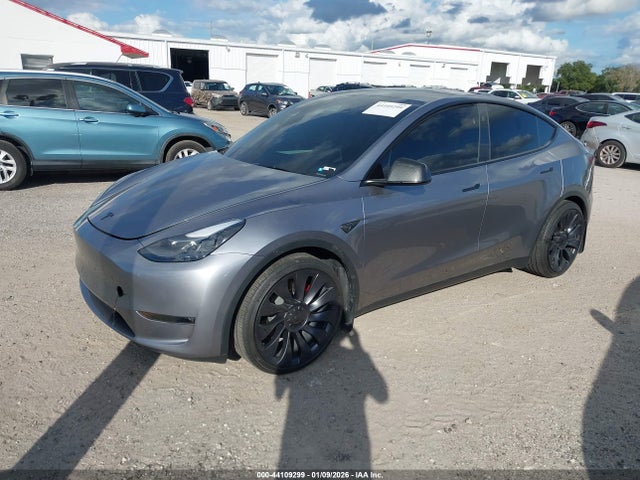 2024 TESLA MODEL Y 7SAYGDEF7RA295955 Photo 1