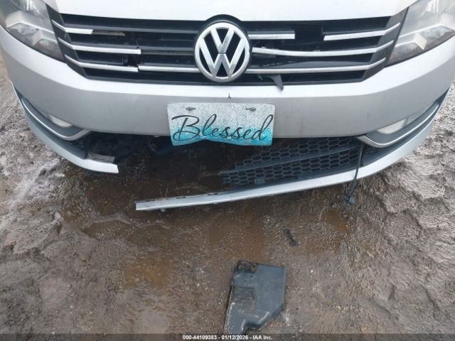 2015 VOLKSWAGEN PASSAT 1VWAT7A3XFC104240 Photo 5