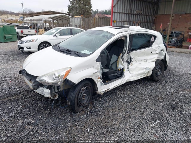 44109433 :رقم المزاد ، JTDKDTB30H1594388 vin ، 2017 Toyota Prius C Three مزاد بيع