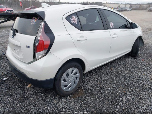44109433 :رقم المزاد ، JTDKDTB30H1594388 vin ، 2017 Toyota Prius C Three مزاد بيع