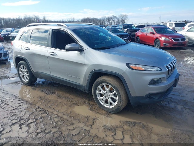 44109445 :رقم المزاد ، 1C4PJMCB6FW523609 vin ، 2015 Jeep Cherokee Latitude مزاد بيع