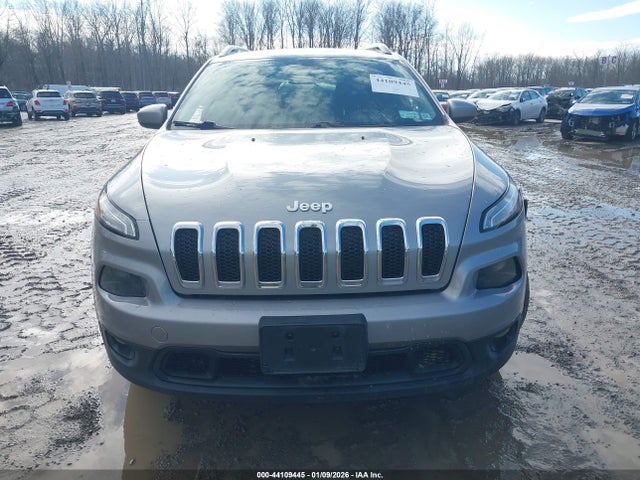 44109445 :رقم المزاد ، 1C4PJMCB6FW523609 vin ، 2015 Jeep Cherokee Latitude مزاد بيع