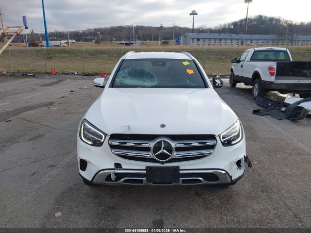 44109553 :رقم المزاد ، W1N0G8EB6NV394840 vin ، 2022 Mercedes-benz Glc 300 4matic Suv مزاد بيع