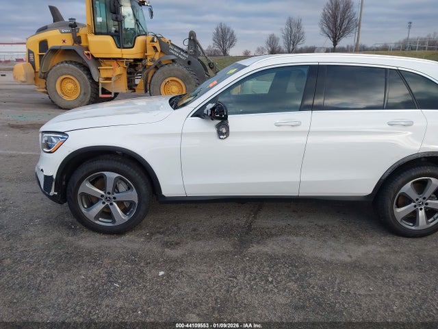 44109553 :رقم المزاد ، W1N0G8EB6NV394840 vin ، 2022 Mercedes-benz Glc 300 4matic Suv مزاد بيع