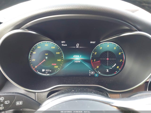 44109553 :رقم المزاد ، W1N0G8EB6NV394840 vin ، 2022 Mercedes-benz Glc 300 4matic Suv مزاد بيع
