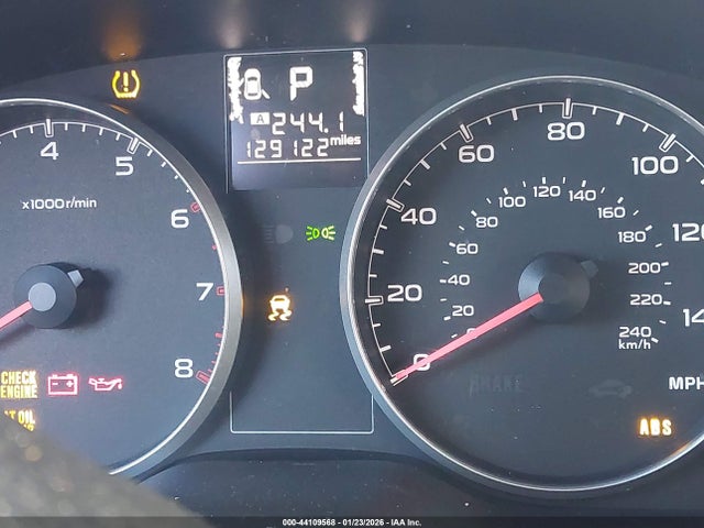 2014 Subaru Legacy 2.5i Premium მანქანა იყიდება აუქციონზე, vin: 4S3BMBC60E3027195, აუქციონის ნომერი: 44109568