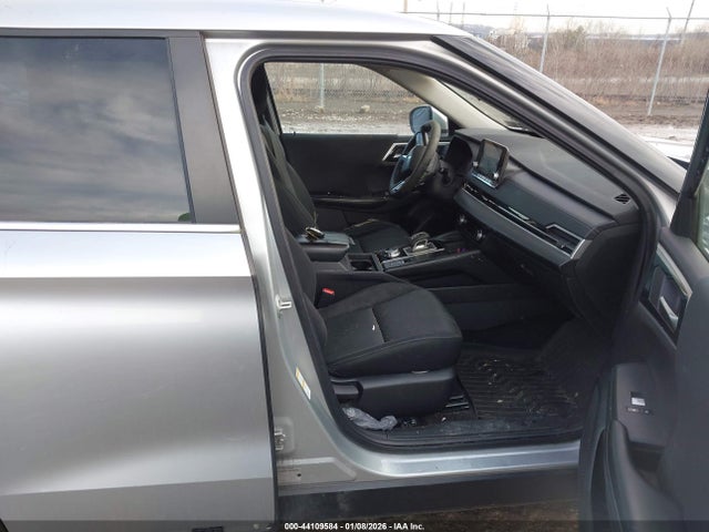 2022 MITSUBISHI OUTLANDER JA4J4TA86NZ023732 Photo 4