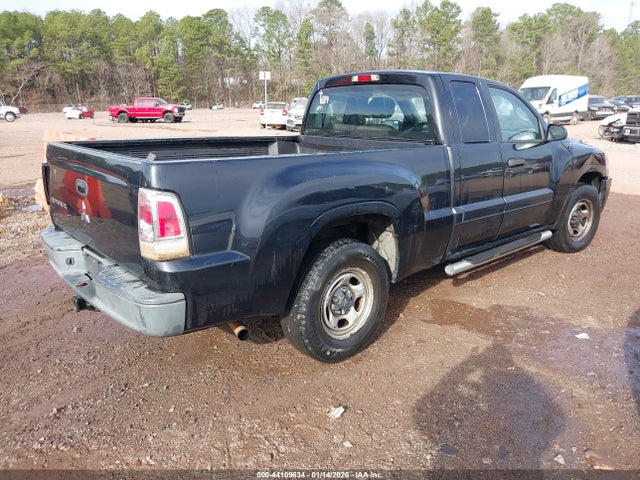 2008 MITSUBISHI RAIDER 1Z7HC22K88S587301 Photo 3