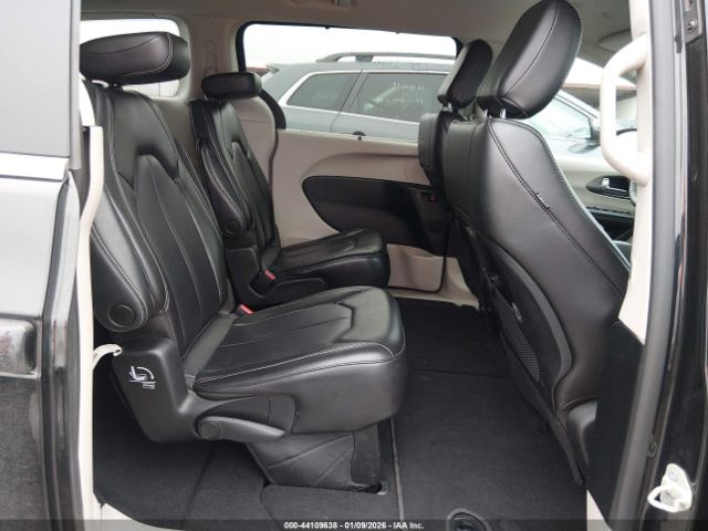 2023 CHRYSLER PACIFICA 2C4RC1BG1PR624663 Photo 7