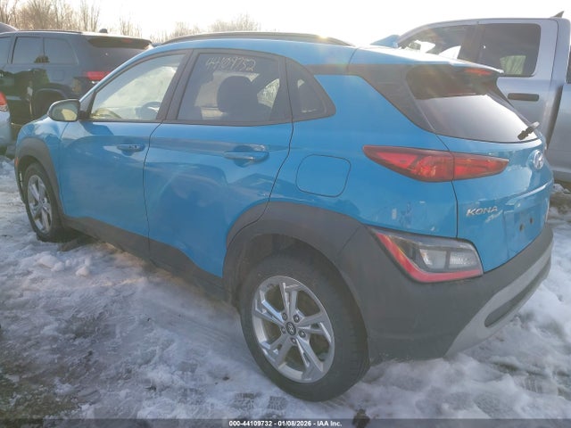 44109732 :رقم المزاد ، KM8K6CAB5NU878883 vin ، 2022 Hyundai Kona Sel مزاد بيع
