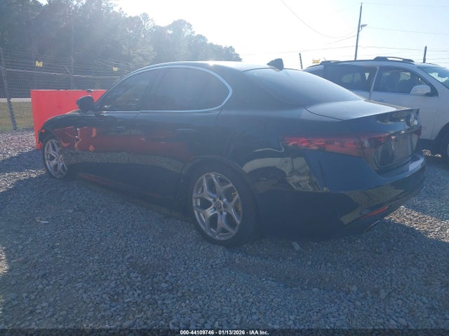 Alfa Romeo Giulia Ti Rwd 2018 ZARFAECN3J7577583 Image 3