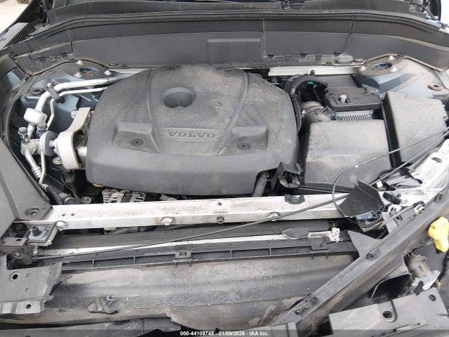 2021 Volvo Xc90 T5 Momentum 7 Passenger მანქანა იყიდება აუქციონზე, vin: YV4102PK1M1715051, აუქციონის ნომერი: 44109748